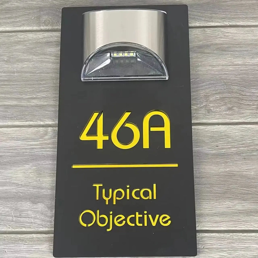 Plaque Numéro Maison Solaire LED Personnalisée - Enseigne Porte Moderne Découpe Laser Éclairage Extérieur