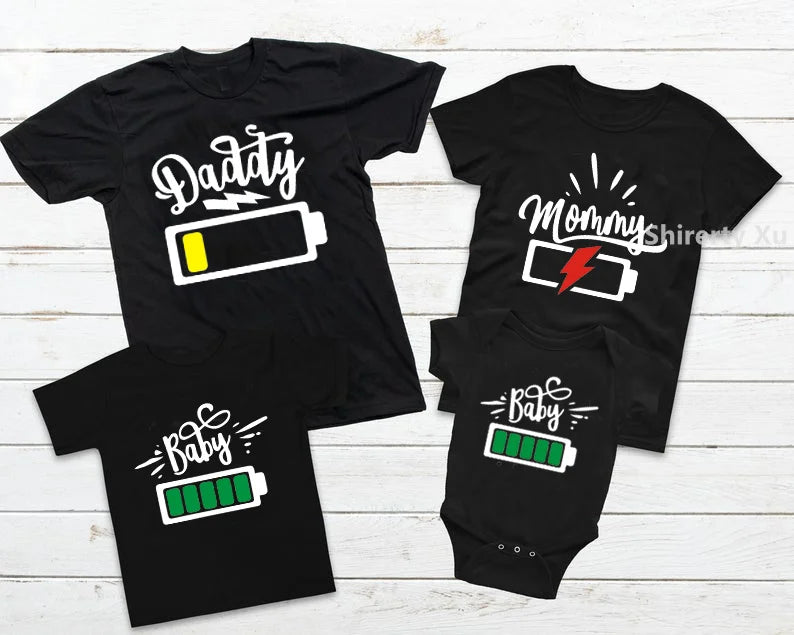 T-Shirts Assortis Famille Motif Batterie - Tenues Père Mère Enfant Bébé