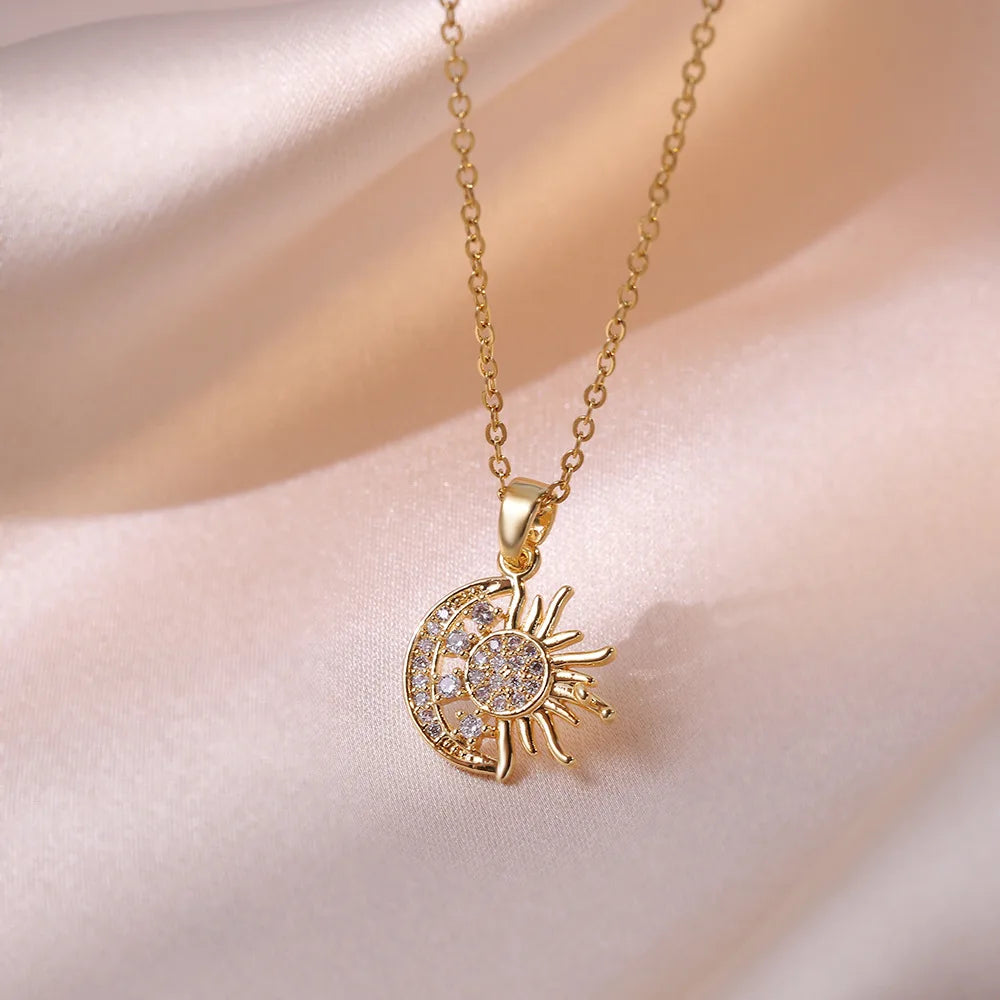 Collier Pendentif Soleil & Lune Acier Inoxydable - Zircone Cubique Luxe Bijou Femme Mariage Saint-Valentin