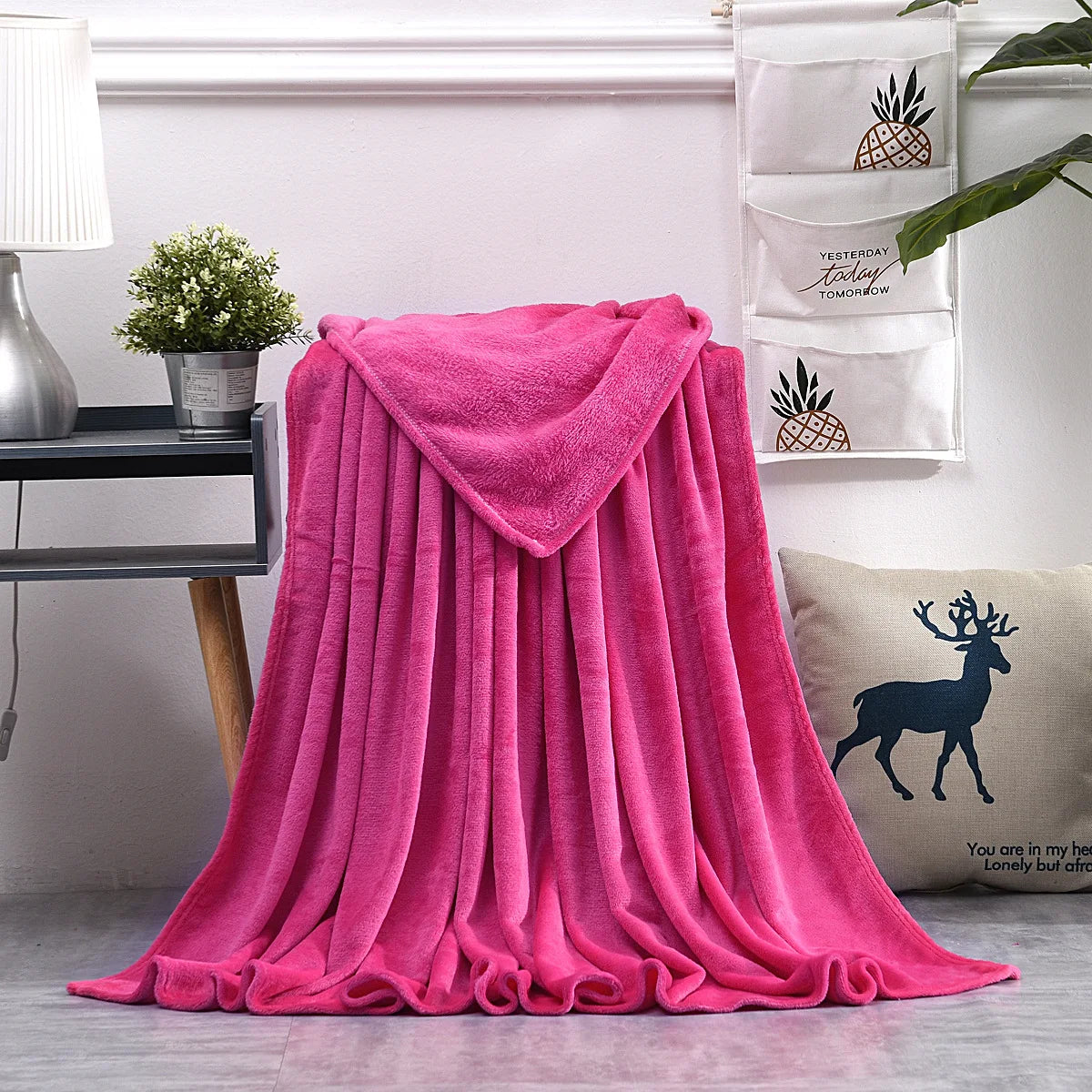 Couverture Personnalisée Brodée pour Chien Chat - Plaid Velours Confortable avec Nom - Lit Auto
