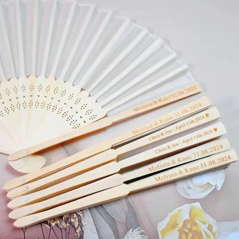 Éventails en Soie Personnalisés pour Mariage - Cadeaux Invités avec Pochette