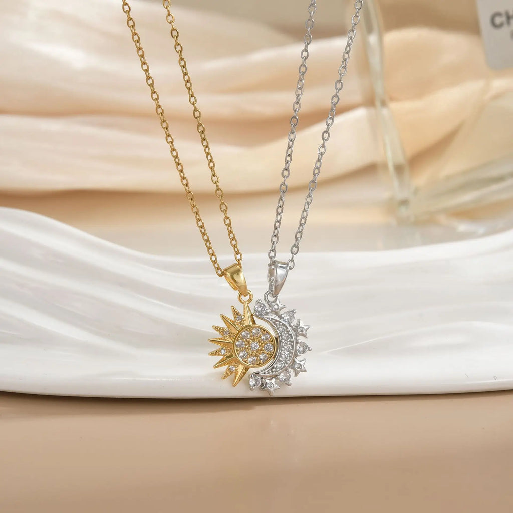 Collier Couple Magnétique Lune et Soleil - Bijou Saint-Valentin Acier Inoxydable