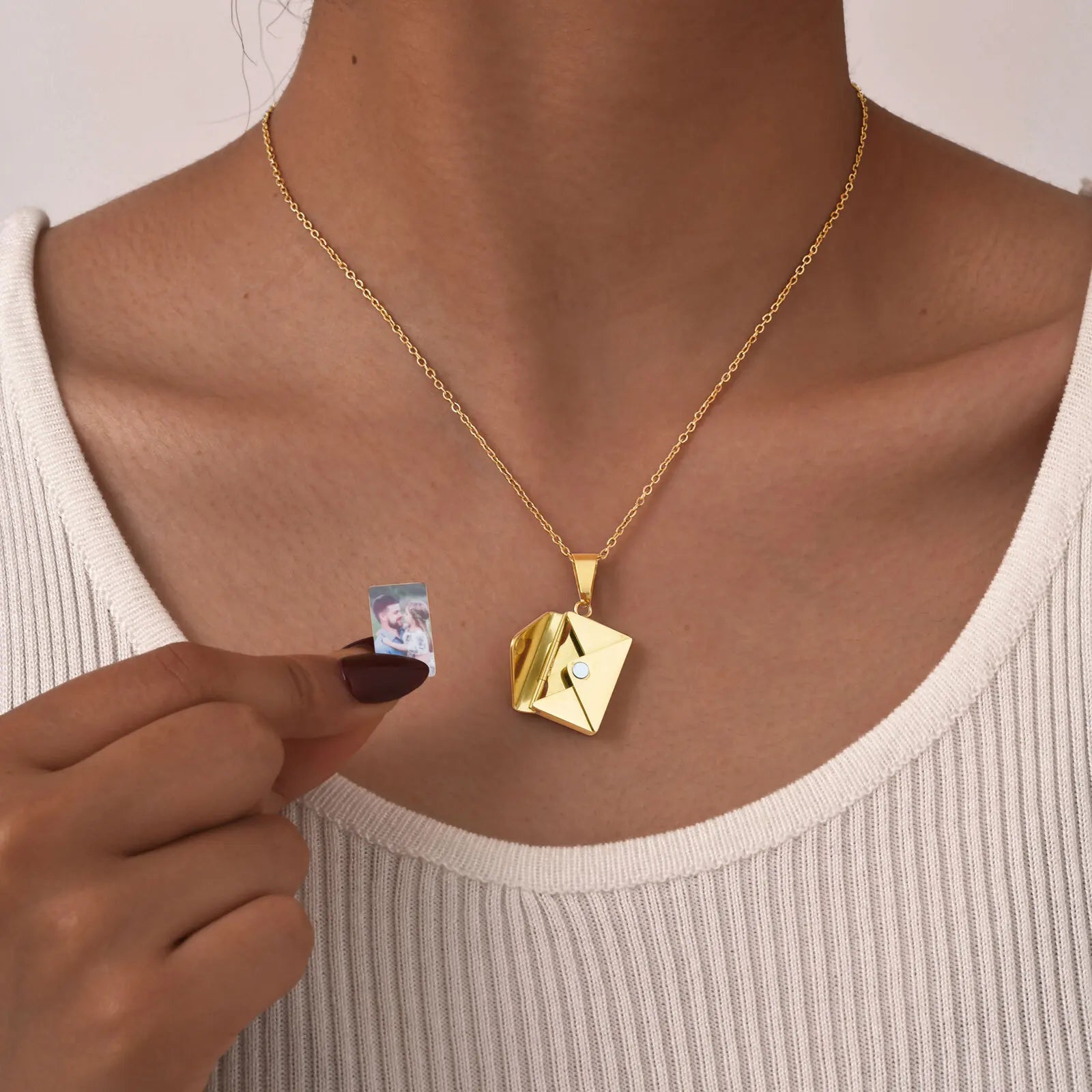 Collier Médaillon Photo Enveloppe Lettre d'Amour - Pendentif Personnalisé Femme