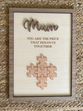 Plaque Puzzle Bois Personnalisée Fête des Mères - Prénoms Famille Gravés - Cadeau Maman Anniversaire