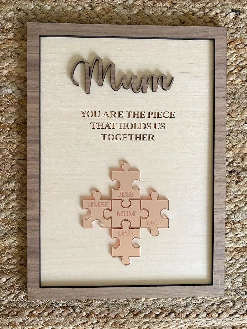Plaque Puzzle Bois Personnalisée Fête des Mères - Prénoms Famille Gravés - Cadeau Maman Anniversaire