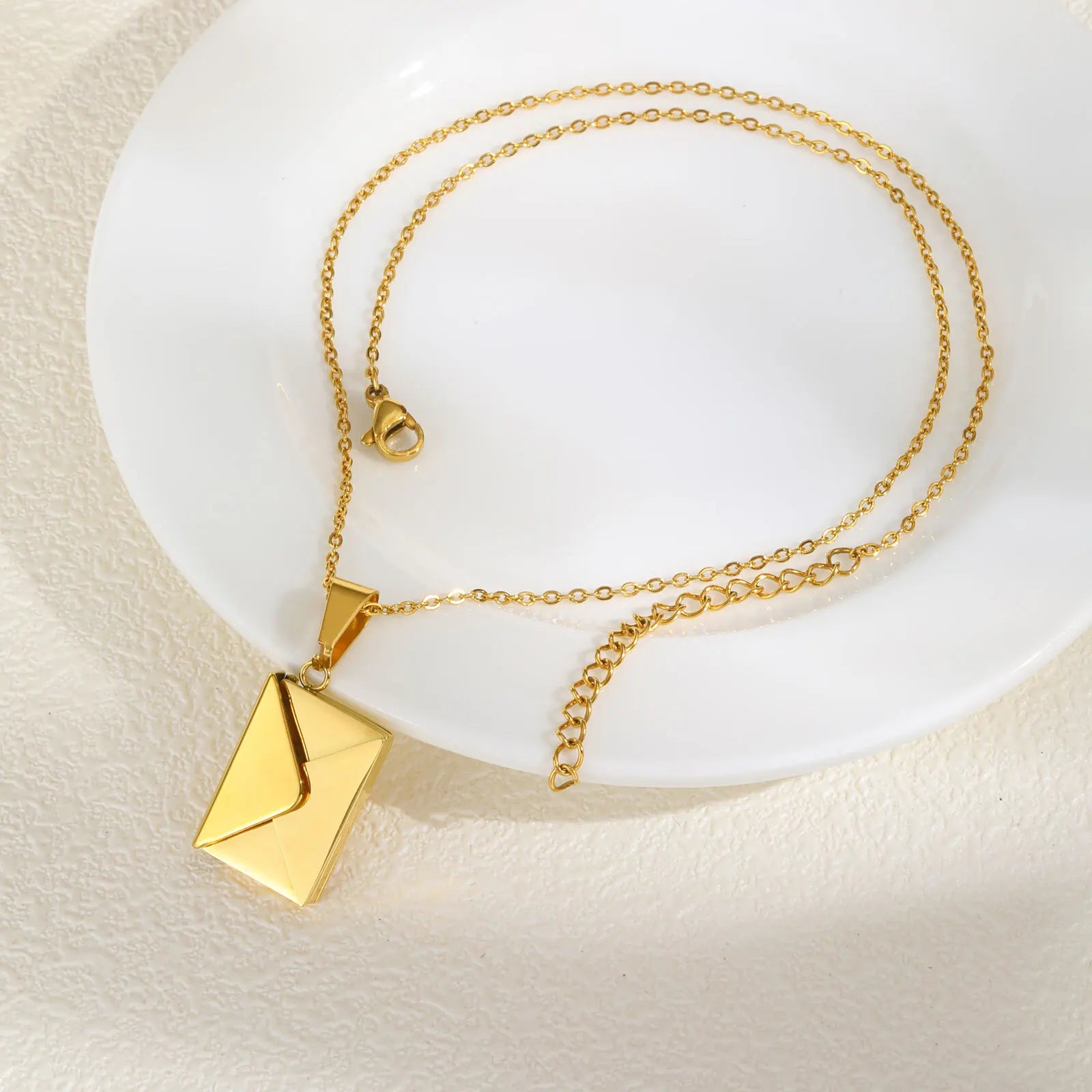 Collier Médaillon Photo Enveloppe Lettre d'Amour - Pendentif Personnalisé Femme