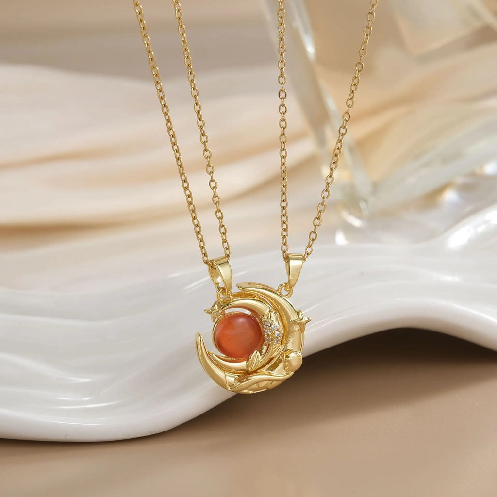 Collier Couple Magnétique Lune et Soleil - Bijou Saint-Valentin Acier Inoxydable