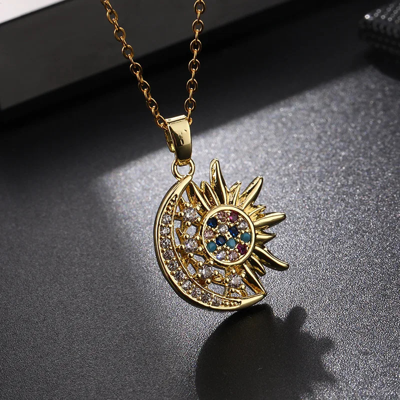 Collier Pendentif Soleil & Lune Acier Inoxydable - Zircone Cubique Luxe Bijou Femme Mariage Saint-Valentin